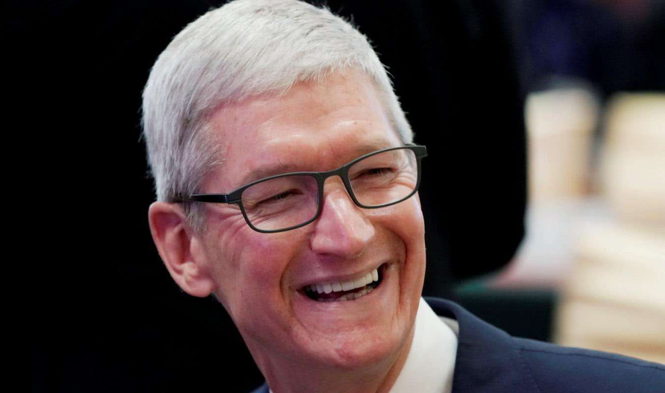 1598253290801725.jpg 苹果库克2.jpg